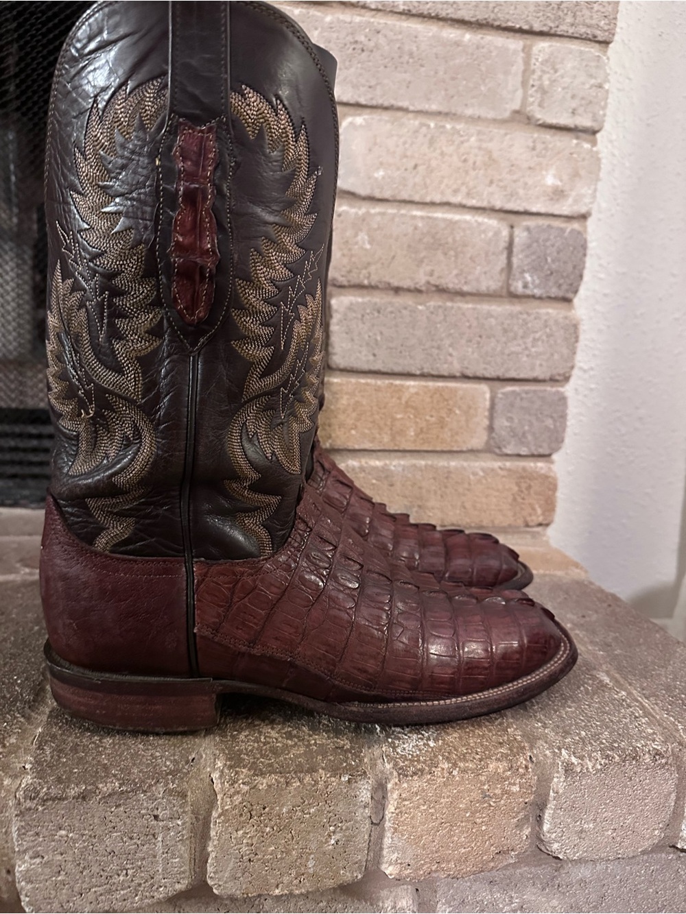 Lucchese Brown Caiman Tail Boots 9.5D made in USA